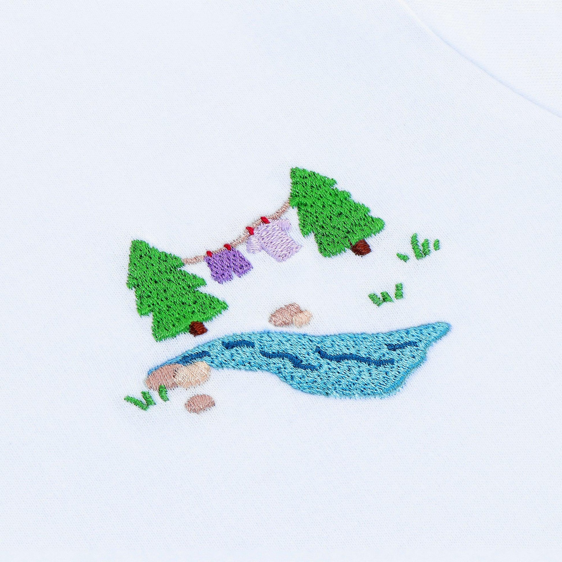 Teen 'Camping bliss' T-shirt - laundry day - white - Ridges And Steam