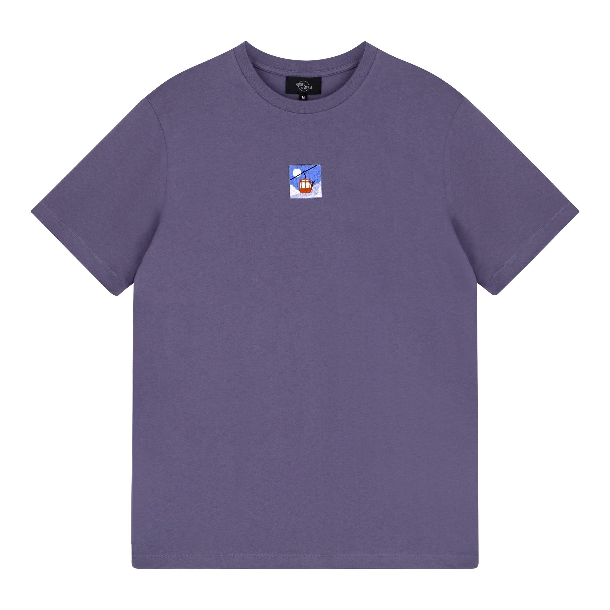 Hit the ski slopes with this unisex adult T-shirt with skilift embroidery. Matching sweater? No worries, we’ve got them too! Fairly made, free shipping to Belgium & the Netherlands